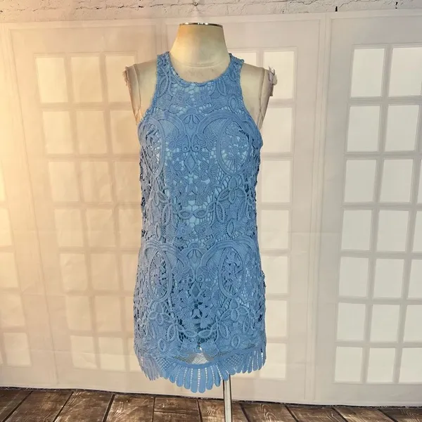 Lovers & friends baby blue lace scallop hem party dress size small - Image 2