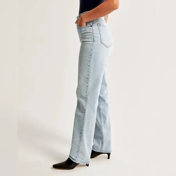 Abercrombie & Fitch Curve Love Ultra High Rise 90s Straight Jean - Image 2