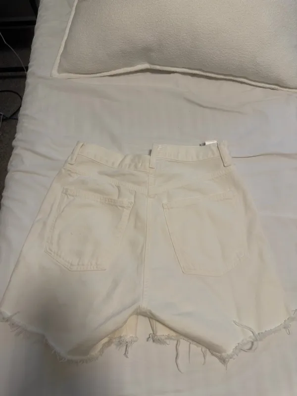 AGOLDE Criss-Cross Shorts white - Image 2