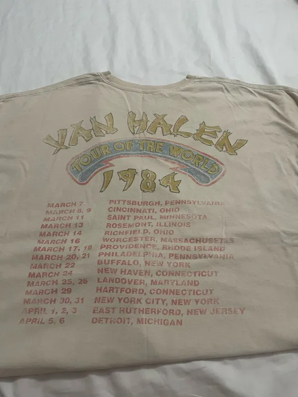 Van Halen T-Shirt Urban Outfitters - Image 4