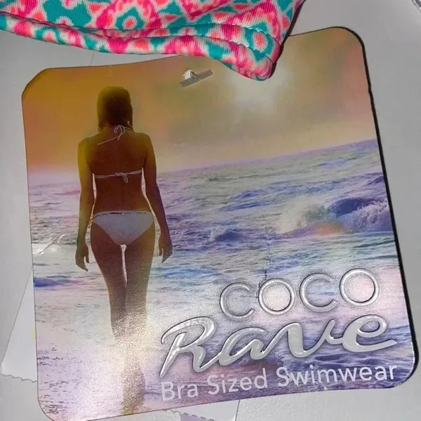 NWT 32C Coco Rave push up removable strap ruched middle‎ bikini top - Image 8