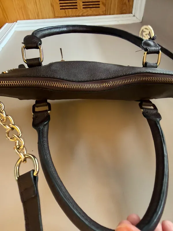 The Michael Kors handbag  - Image 5