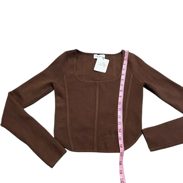 PROMISE cropped brown square neck sweater - Image 3