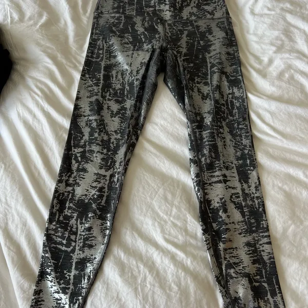 Lululemon Wunder Under High Rise Crinkle High Shine Foil Legging - Image 4
