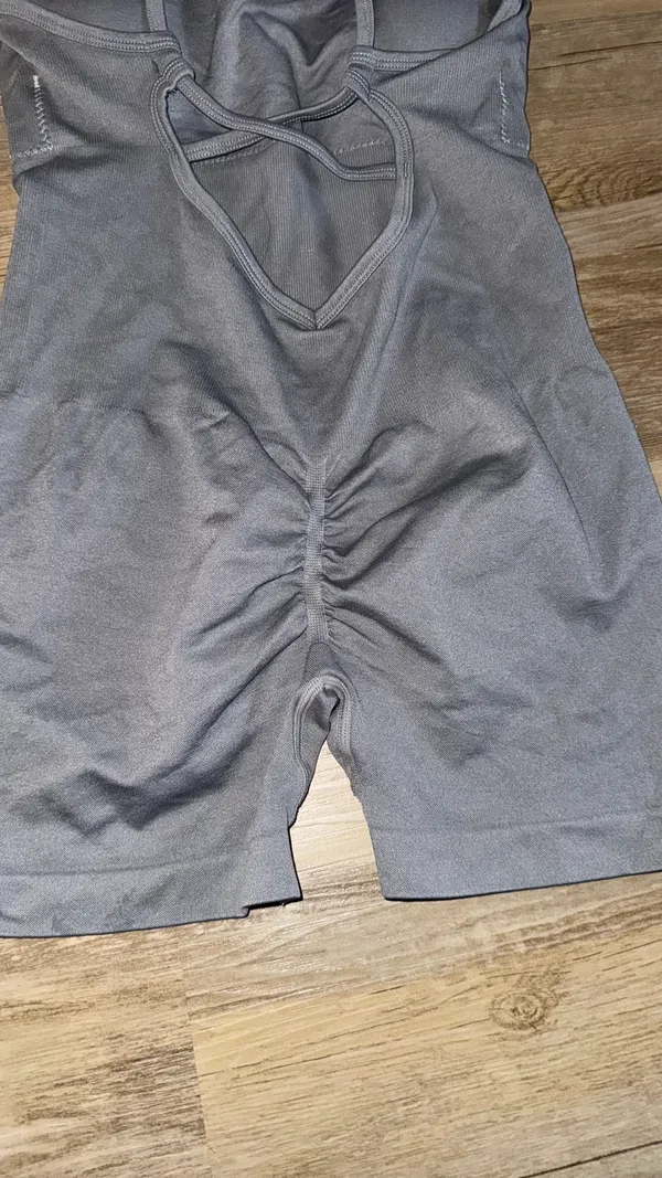 SheIn Grey bodysuit - Image 5