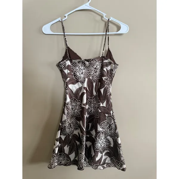 Vintage Y2K Brown White Floral Graphic‎ Mini Dress Empire Waist Ruched Bust - Image 5