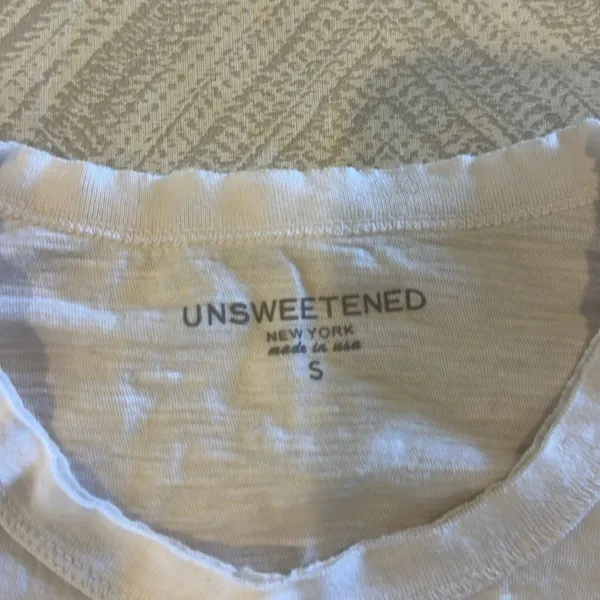 Unsweetened Women’s White with Black & Grey Skull New Yorker Tank Top - Size S - Image 5