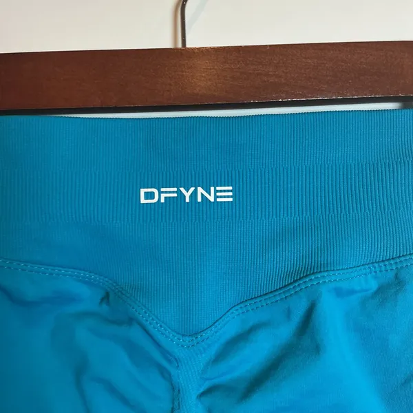 DFYNE Dynamic Seamless Scrunch Butt Gym Shorts Teal Blue High Waist Small XS - Image 2