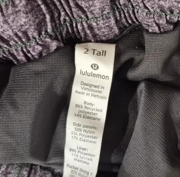 heather grey lululemon hotty hot shorts size 2 tall - Image 3