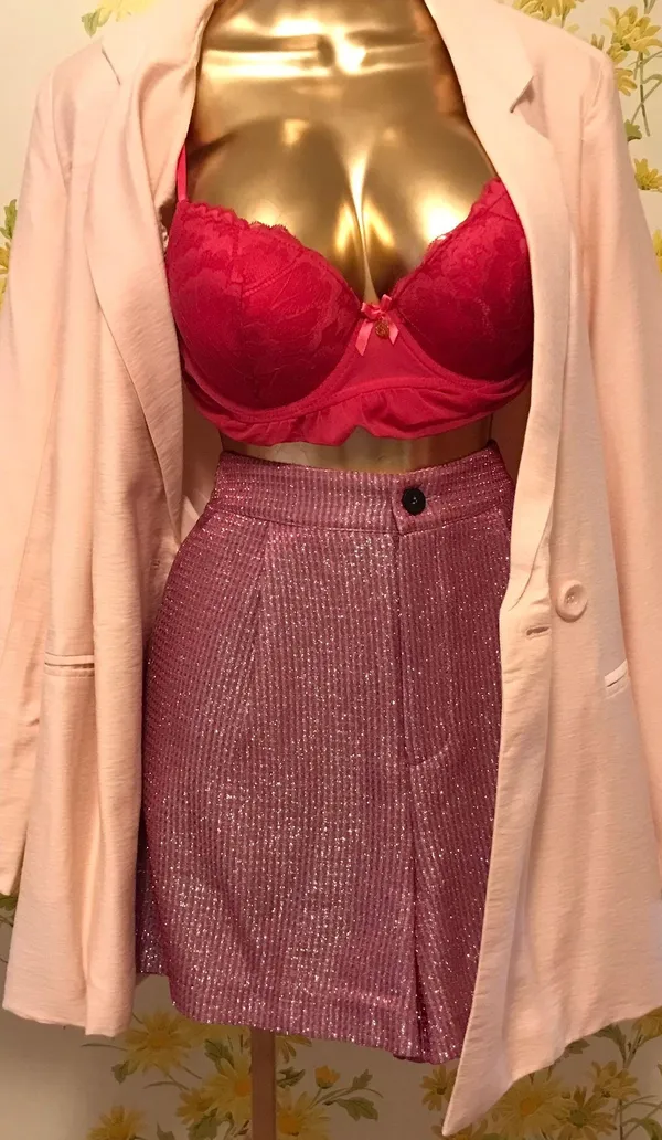 Sans Souci sparkly Pink short size M - Image 9