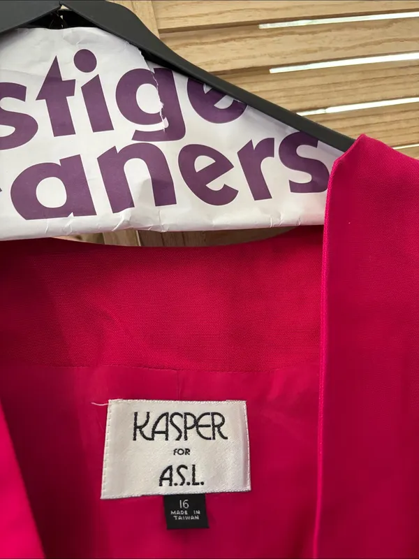 Kasper Women's Hot Pink Single-Button Blazer 16 - Image 3
