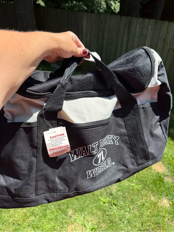 Walt Disney World Resort Parks Mickey Mouse Carry On Duffle Bag Vintage New - Image 2