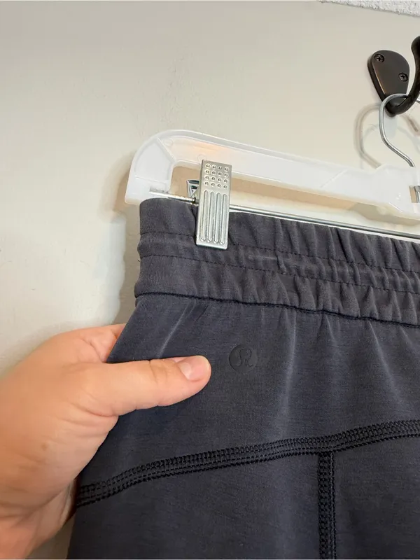 Lululemon Softstreme High Rise Pants Womens 4 Black Wide Leg Lounge Casual - Image 6