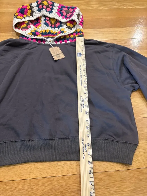 Natural life Size S/M Pullover with Crochet Granny Square Hood - Image 5