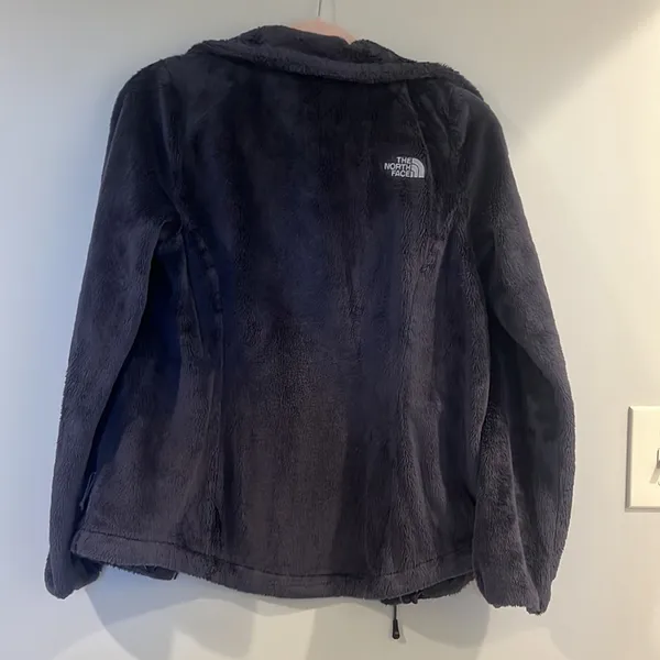 north face fuzzy winter jacket size small - Image 2