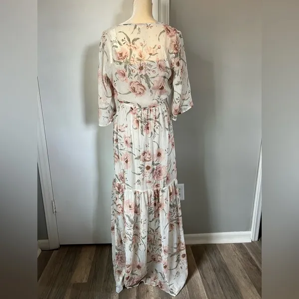 NWT Love Stitch Woman’s White Flower Airy Lightweight Boho Maxi Dress Size Large - Image 9