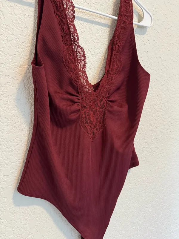 Red body suit Size M - Image 3