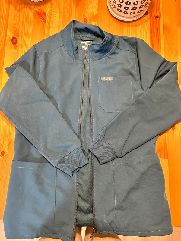 Jaanuu Scrub Jacket - Image 2