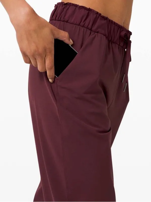 Lululemon Keep Moving Pant Cassis Burgundy Size 8 - Image 3