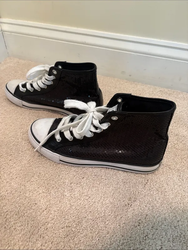 Black Sequined High-Top Sneakers with White Laces - Image 4