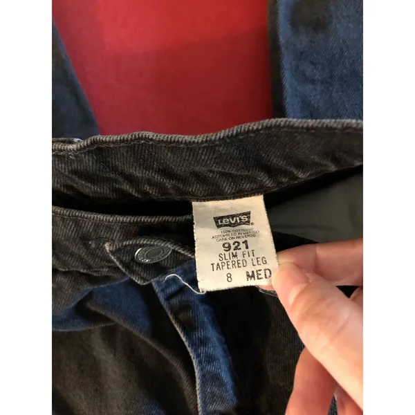 Levis 921 slim fit tapered leg black denim jeans Size 8 - Image 4