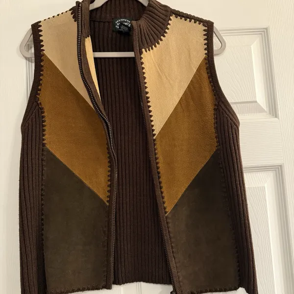Designer Studio Originals Vest Womens MED Genuine Leather‎ Rodeo Western Cowgirl - Image 3