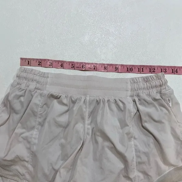 Lululemon Hotty Hot Running Shorts Size 8 Cream White Athletic - Image 5