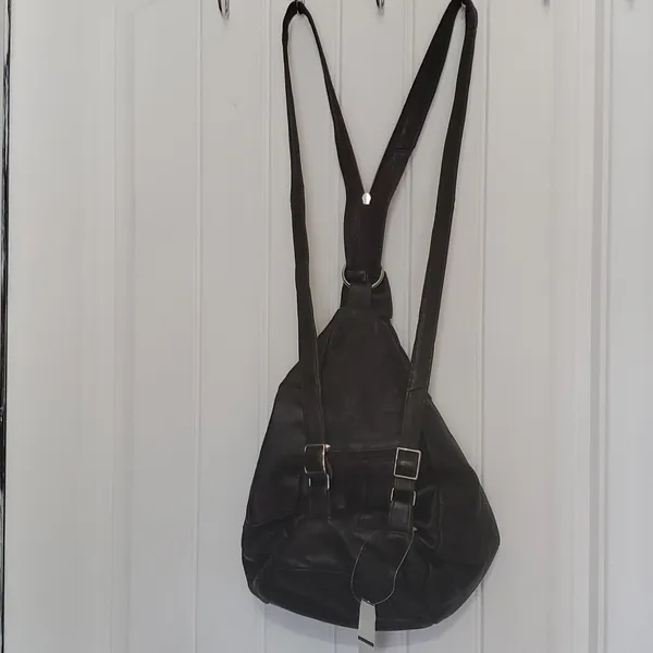 Source Unknown Leather Backpack Made in Mexico - Image 6