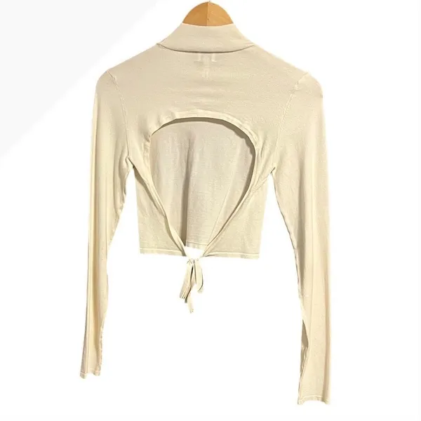 Aritzia Sunday Best Ellie Open Back Mock Neck Sweater Size M - Image 9