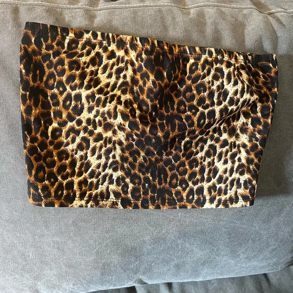 Like New! Animal Print Tube Top from the Buckle - Image 2