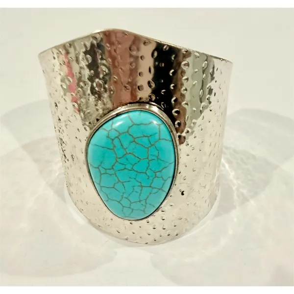 Western boho statement Bracelet Silver Hammered Wide Cuff Oval Turquoise stone - Image 2