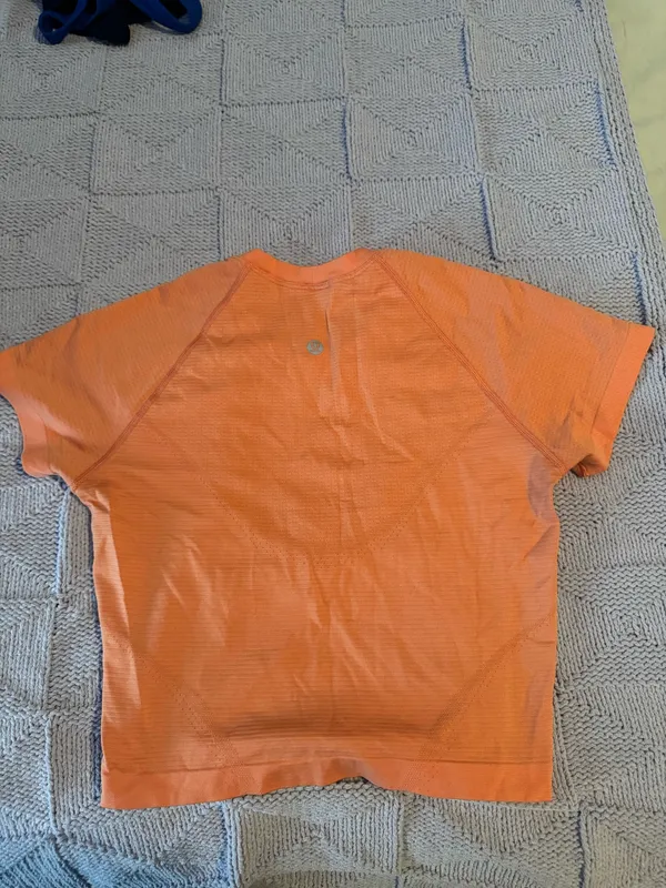 Shirt Lululemon - Image 2