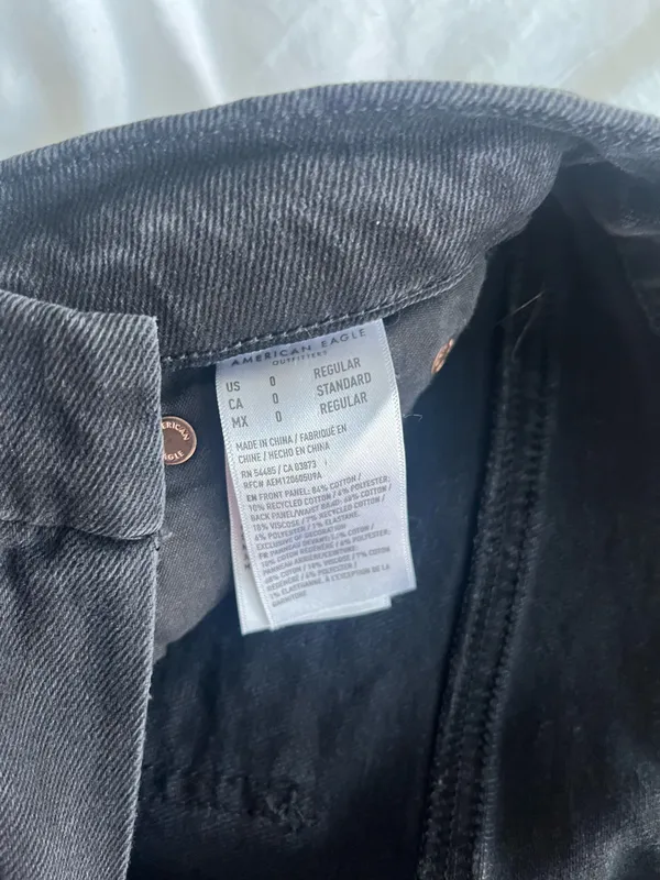 Black American Eagle Jeans - Image 3