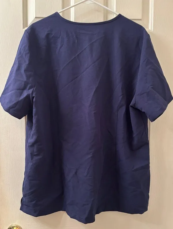 FIGS Catarina One Pocket Scrub Top Size XXL Navy Blue - Image 2