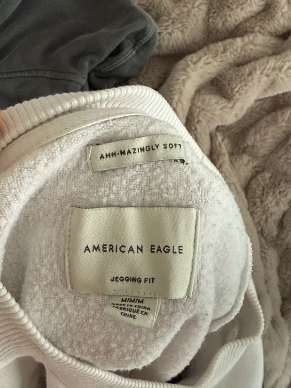 American Eagle Crewneck - Image 2