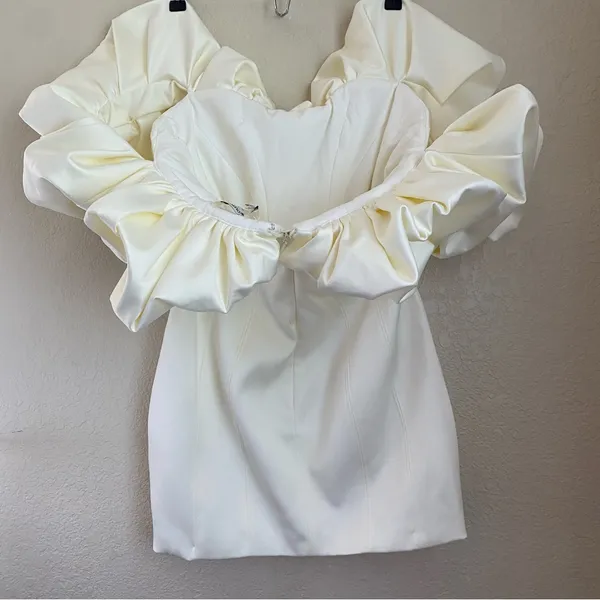 House of CB Selena Ivory Satin Ruffle‎ Strapless Dress size XL NWOT - Image 7