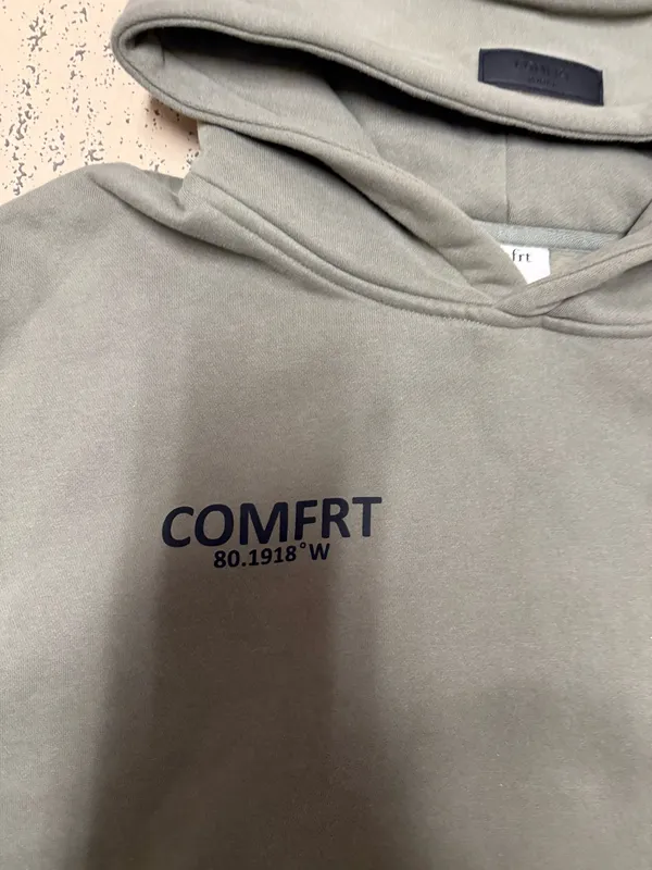 Comfrt Old Navy Top - Image 3