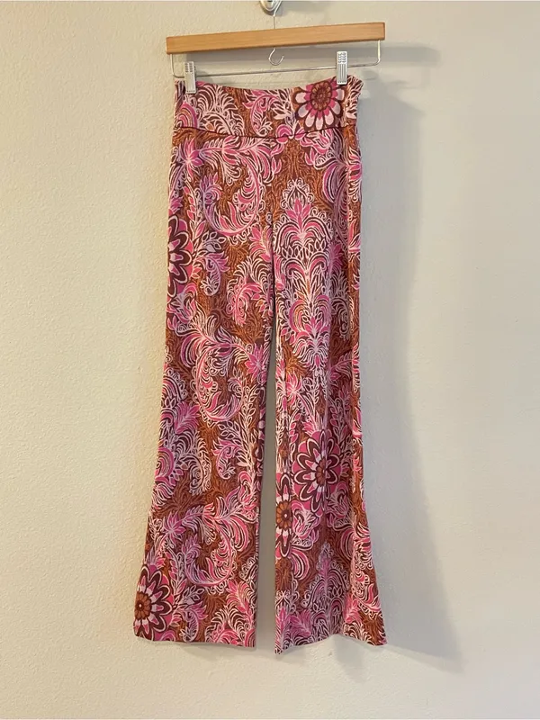 Maeve Anthropologie Maria Pink Paisley Metallic Jacquard Flare Pants Size 0 - Image 3