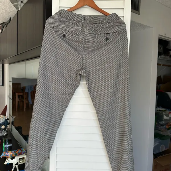 Abercrombie & Fitch Black and White Checkered Pants - Image 4
