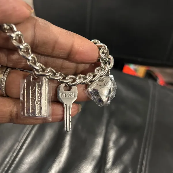 Guess Silver-Tone Charm Bracelet with Heart, Key & Medallion - Image 6