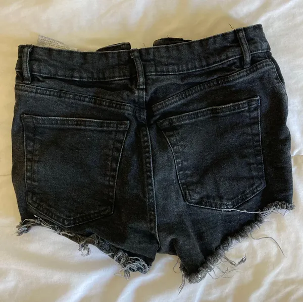 Zara black denim shorts - Image 3