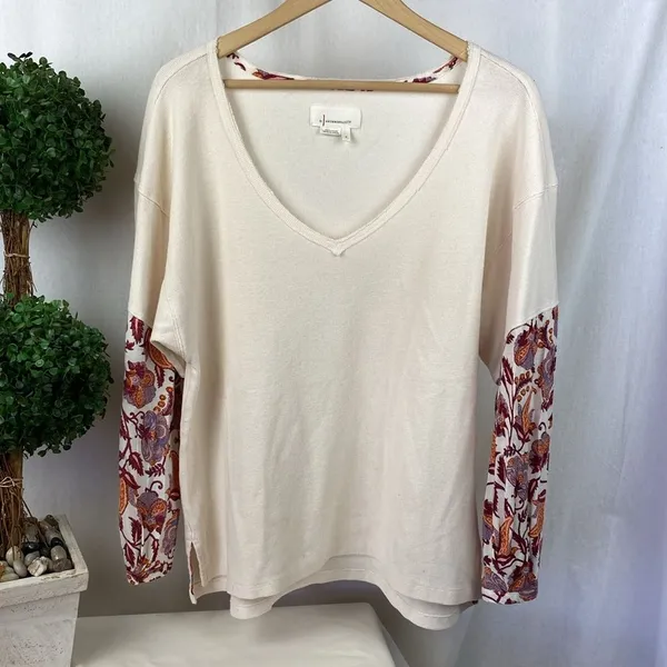 Anthropologie Tan Cream & Red Long Floral Sleeve V Neck Oversized Top M - Image 2