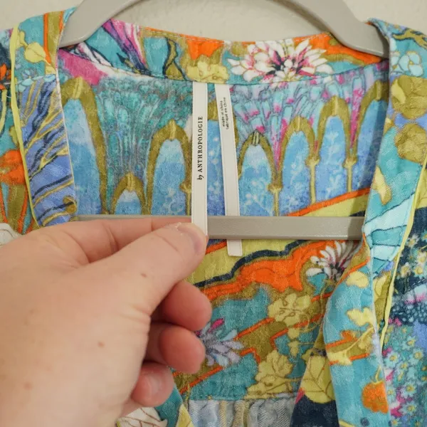 Anthropologie Boho Floral Cropped Shirt Blouse Multi Color Tie Neck Size Small - Image 3
