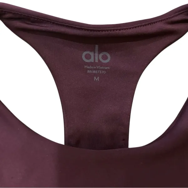 ALO YOGA Endear Bra size M run jog workout EUC - Image 3
