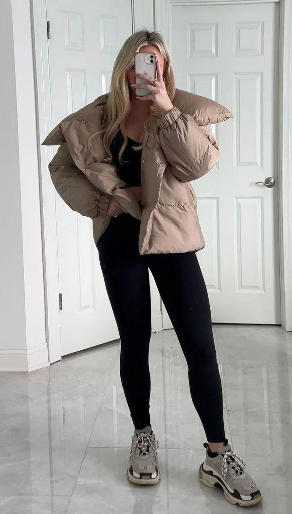 Oversized Puffer Jacket Tan Size M - Image 3