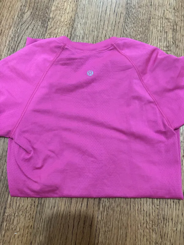 Lululemon Pink Swiftly Tech Short Sleeve - Image 2
