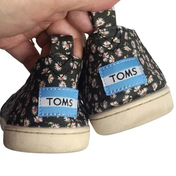 TOMS Alpargata Daisy Floral Print‎ Slip On Canvas Shoes Black Size 7 - Image 6