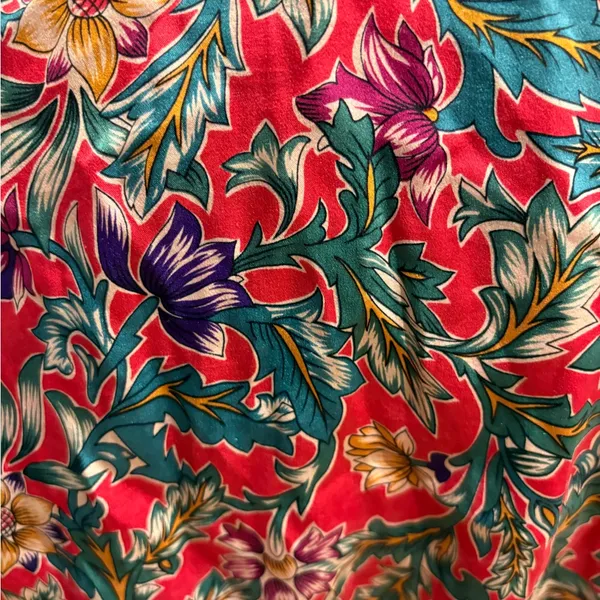 Fantasies by Morgan Taylor vintage silk floral short robe red sz S - Image 3