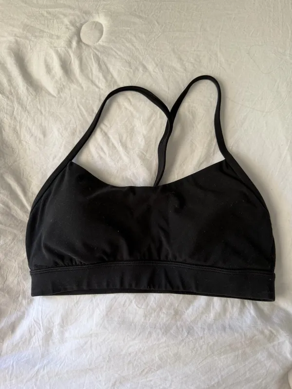 Lululemon Black Flow Y Bra Size 6 - Image 2
