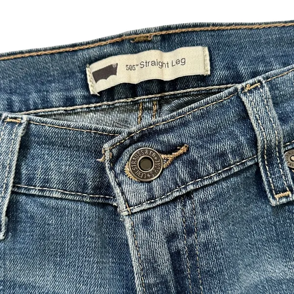 Levi's 505 Straight Leg Jeans Women’s Size 6 Short Blue Raw Hem - Image 5